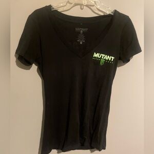 Mutant Super‎ Soda V-Neck T-Shirt Medium